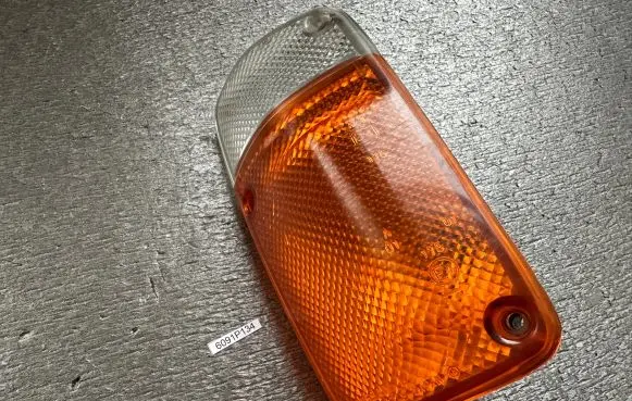 Nissan Patrol Y60 Front indicator light B612501J00