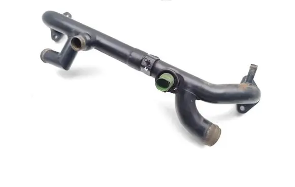 Audi A4 S4 B7 8E 8H Engine coolant pipe/hose 