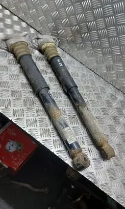 Volkswagen Touran I Rear shock absorber/damper