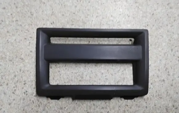 Volvo S40 Radio/GPS head unit trim 8650694