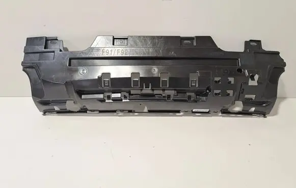BMW M8 F91 F92 G14 G15 Rear bumper mounting bracket 8070741