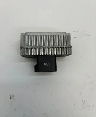 Opel Vectra C Glow plug pre-heat relay 09132691 51299008