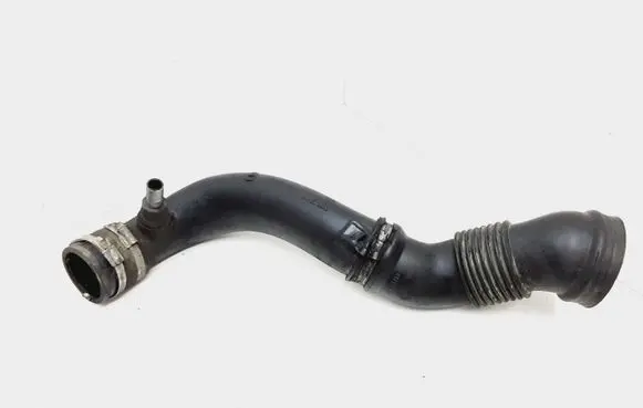 Volvo XC90 Intercooler hose/pipe 30714480