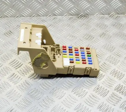 Subaru Forester SH Fuse module 82201FG000