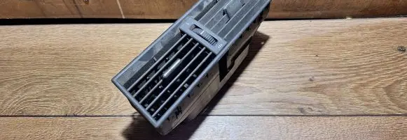 Mercedes-Benz C W202 Dash center air vent grill 2028300554