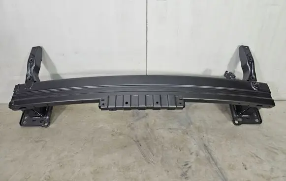 Hyundai i30 Front bumper cross member