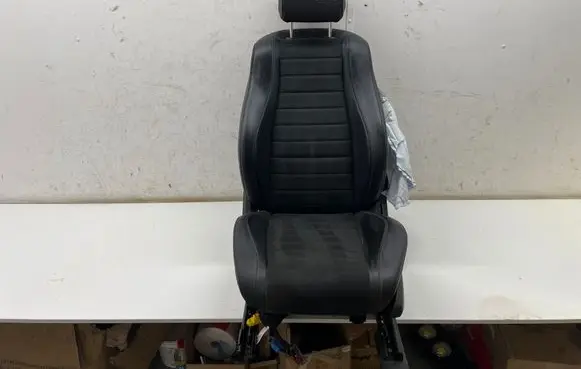 Mercedes-Benz GLE W167 Front driver seat