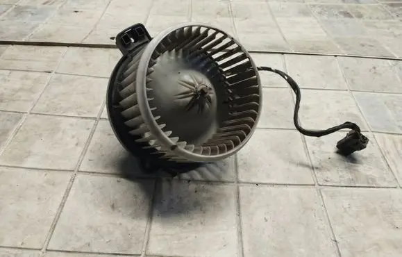KIA Carnival Heater fan/blower F00S33F005