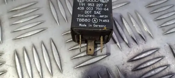 Volkswagen PASSAT B4 Other relay 191953227a 4db003750-64