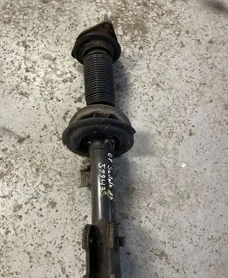Hyundai Santa Fe Front shock absorber/damper 546612W900