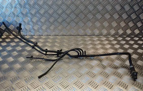 BMW 5 E60 E61 Vacuum line/pipe/hose 7785449