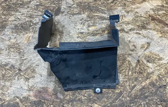 Dacia Duster II Intercooler air guide/duct channel 628104638R S2503L113