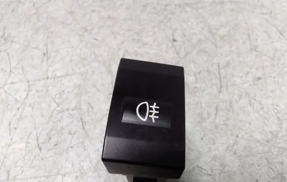 Fog light switch