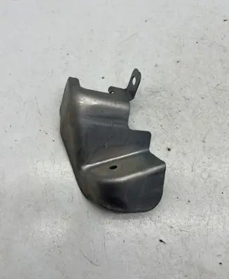 Renault Clio V Heat shield in engine bay 237378514R 4923