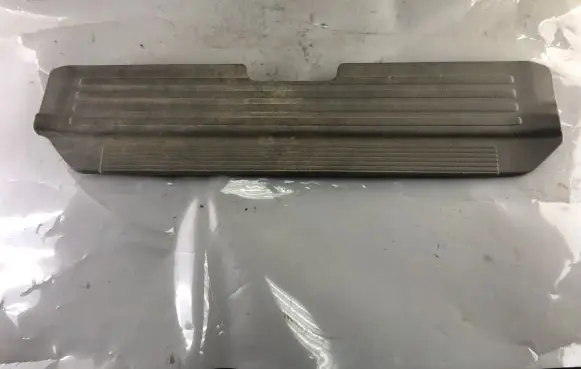 Nissan Patrol Y61 Front sill trim cover 76952VB000