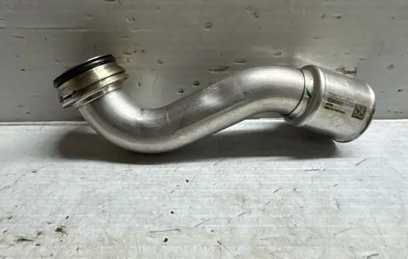 Volvo V60 EGR valve line/pipe/hose 32360691
