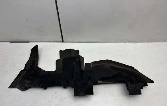Audi Q7 4L Intercooler air guide/duct channel 4L0121283A