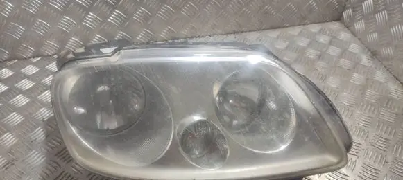 Volkswagen Caddy Headlight/headlamp
