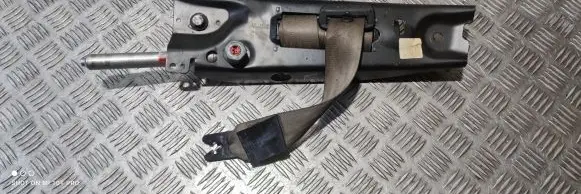 Volvo V70 Front seatbelt 30730552