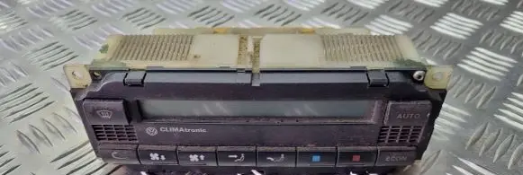 Volkswagen PASSAT B5 Climate control unit