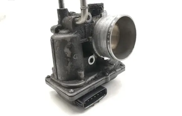 Toyota Verso-S Throttle valve 261000R020
