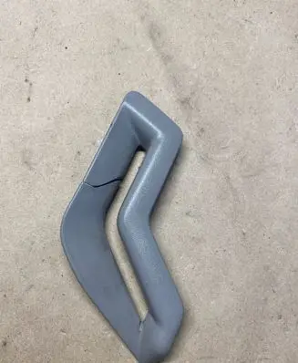 Volvo XC70 Seat belt trim 13550
