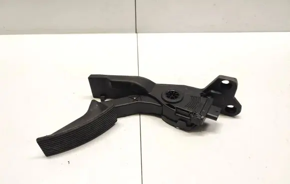 Mercedes-Benz GLS X166 Accelerator throttle pedal A2923000000 Q004ZGS001 6PV93396662