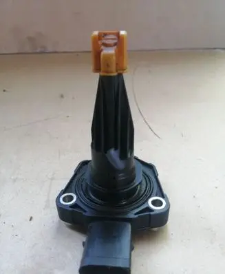 BMW 3 F30 F35 F31 Oil level sensor 7636294