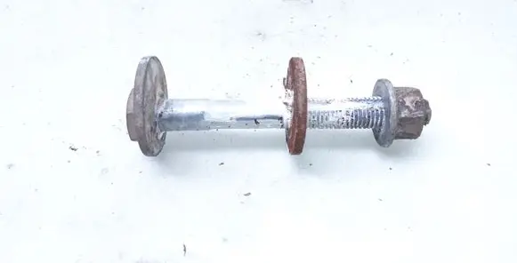 Volkswagen Touran I Rear suspension camber bolt 