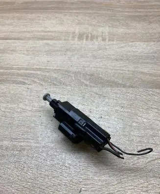Opel Astra G Brake pedal sensor switch 09132299 09175172