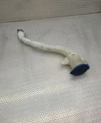 Volvo XC60 Window washer liquid tank fill tube 30784333