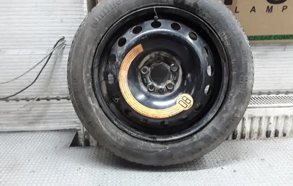 Alfa Romeo 156 R15 spare wheel 1010483