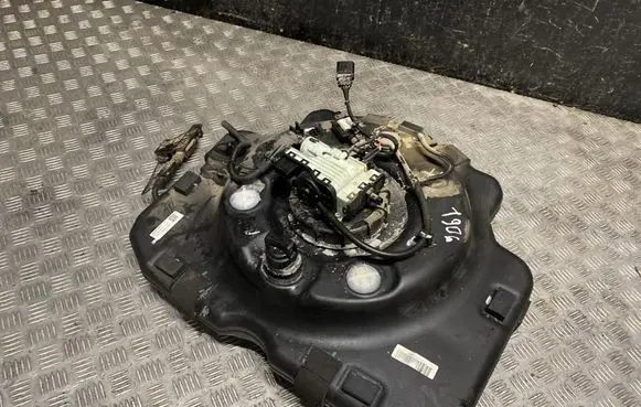 Volkswagen Touareg II AdBlue liquid reservoir F01C190140