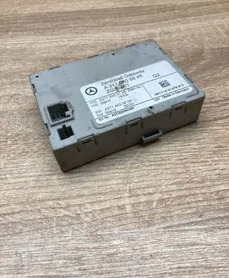 Mercedes-Benz E W211 Gateway control module A2115405645