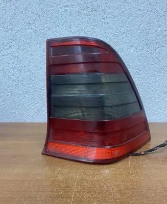 Mercedes-Benz C W202 Rear/tail lights 2028204064 E365