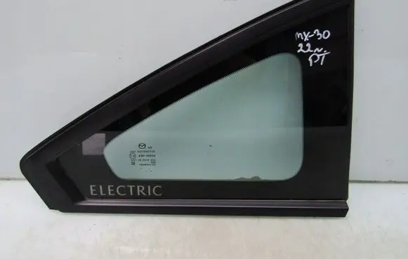 Mazda MX-30 Front triangle window/glass MX30
