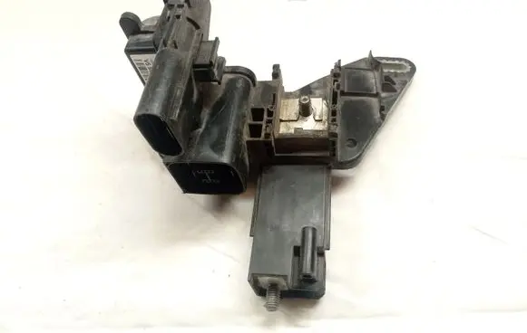 BMW M3 F80 Current control relay 935615901