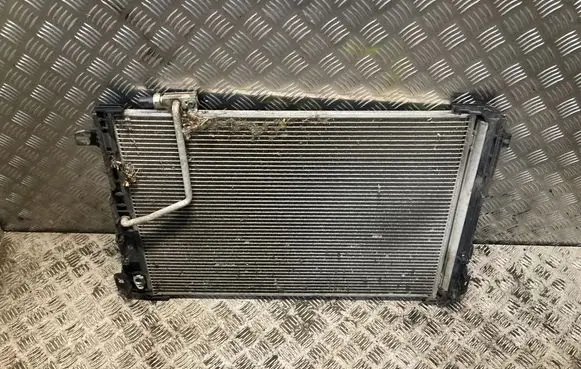 Mercedes-Benz E W212 A/C cooling radiator (condenser) A2045000554 2045000554