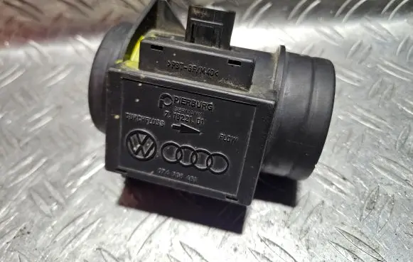 Volkswagen Golf III Mass air flow meter 074906461
