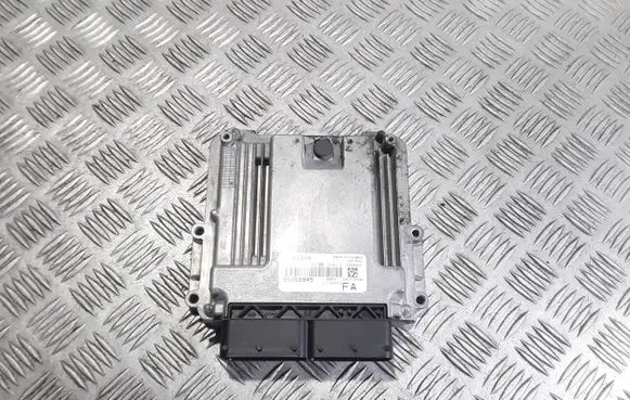 Suzuki SX4 S-Cross Engine control unit/module 55268845 0281031203 3391055P00