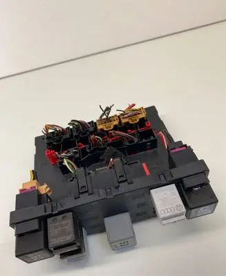 Volkswagen PASSAT B6 Comfort/convenience module 3C0937049L F005V00532 H37S1301