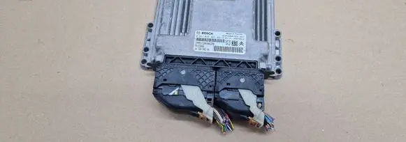 Chevrolet Combo Engine control unit/module 9832694380