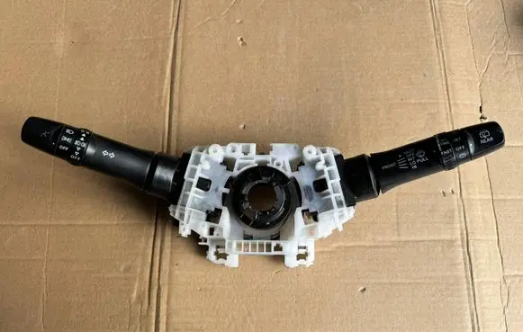 Mitsubishi Lancer X Wiper turn signal indicator stalk/switch 8600A098 17E565