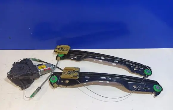 Volvo S60 Front door electric window regulator 31440785 31349486