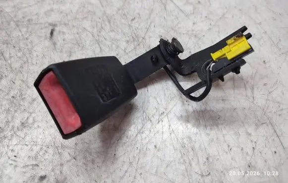 Mercedes-Benz E A207 Rear seatbelt buckle A2078600469