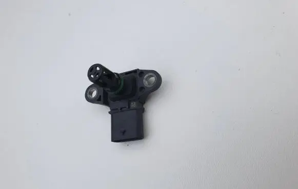 BMW 3 F30 F35 F31 Air pressure sensor 8644432 A2C96484200