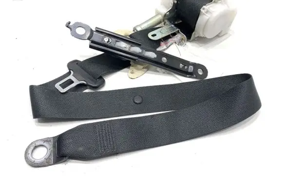 Lexus NX Front seatbelt