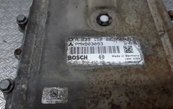 Mitsubishi Colt CZ3 Engine control unit/module 0281013498 PMN903093