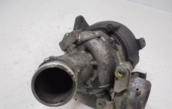 Toyota Yaris Turbo 17201-0N030
