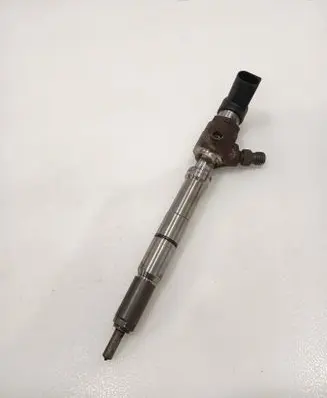 Fuel injector